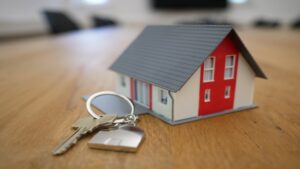 Mortgage Loan Types in Colorado - Picture of keys with a house-shaped keychain.